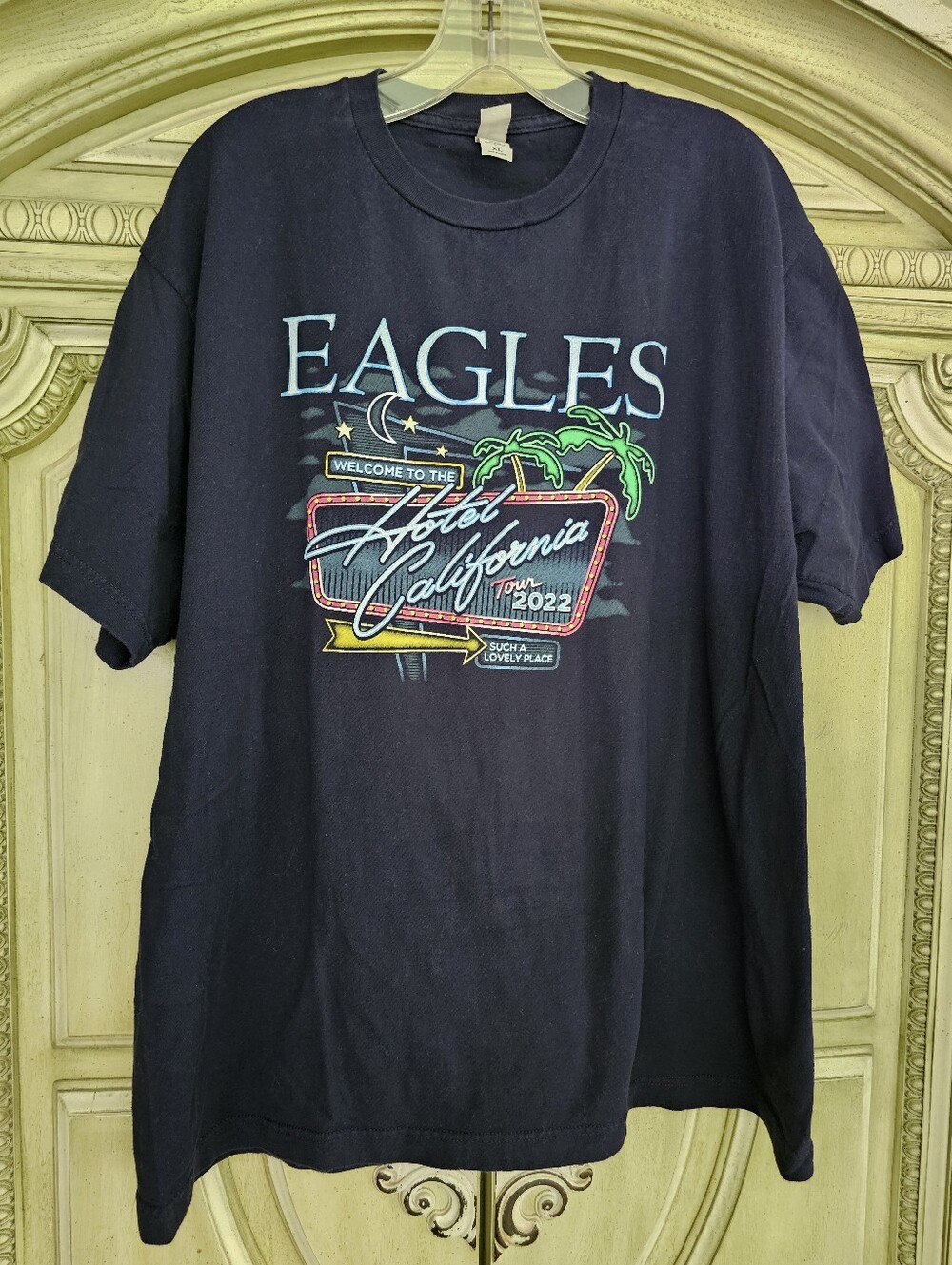 Eagles Hotel California (2022) Concert Tour T-Shirt (XL)